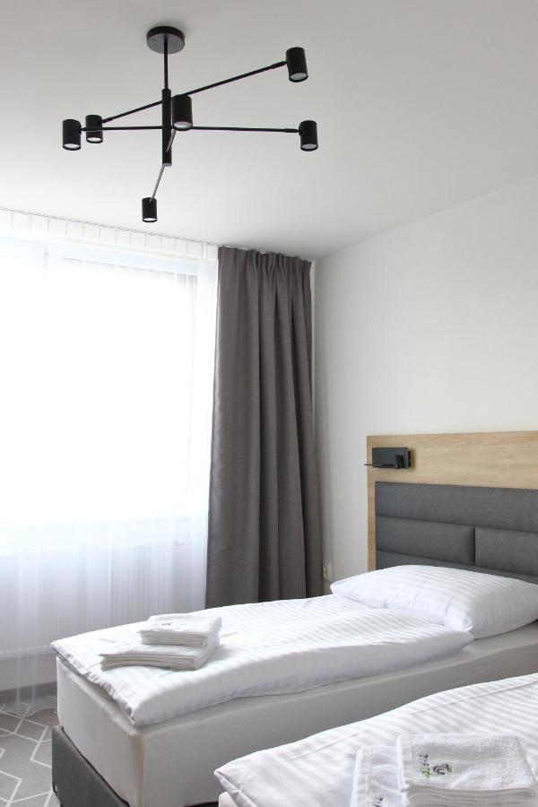 Typton Hotel&Spa Medzilaborce Eksteriør billede