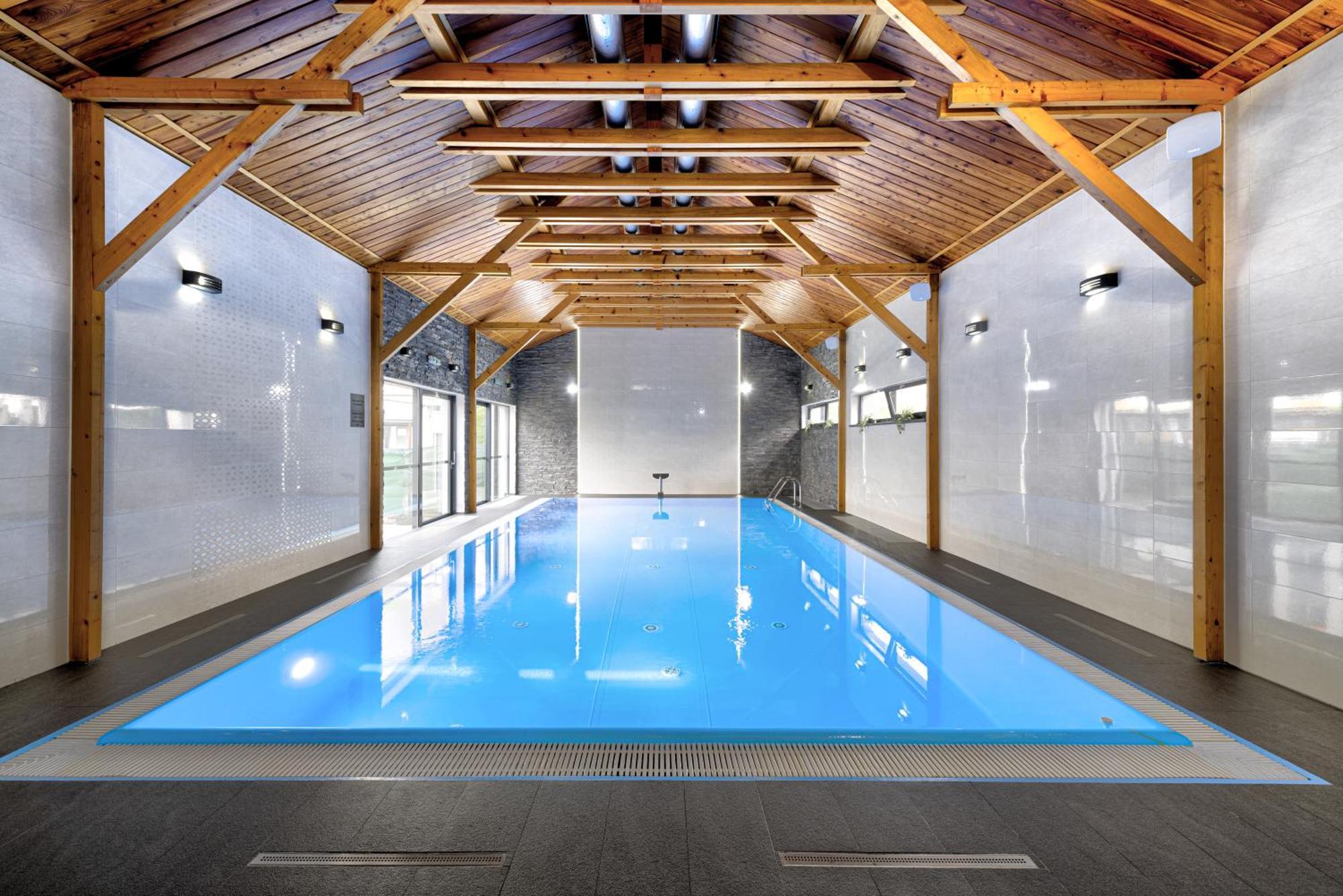 Typton Hotel&Spa Medzilaborce Eksteriør billede