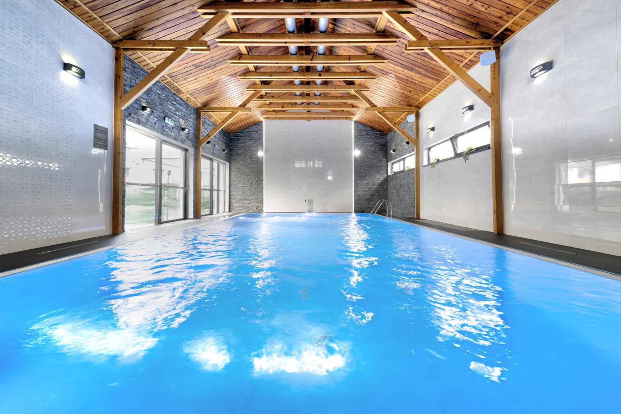 Typton Hotel&Spa Medzilaborce Eksteriør billede